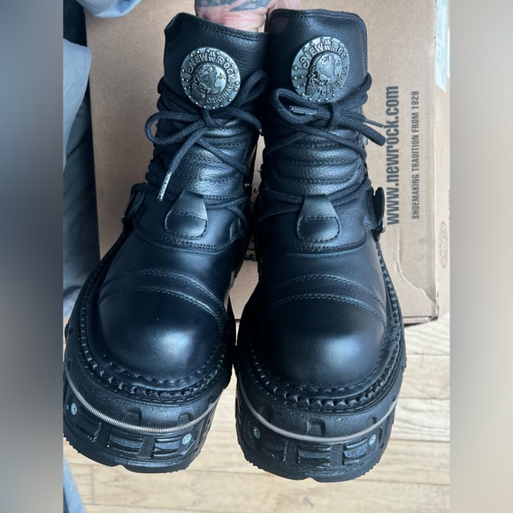 New Rock Unisex Tank Boots Sz 39 - Picture 4 of 9